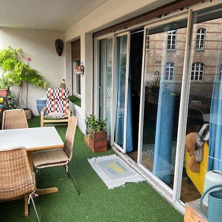 Grand Appartement Avec Balcon Et Parking Gratuit Sur Place 巴黎 外观 照片