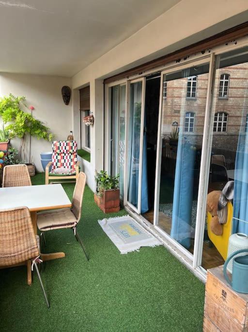 Grand Appartement Avec Balcon Et Parking Gratuit Sur Place 巴黎 外观 照片
