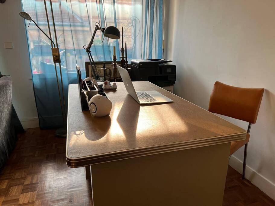 Grand Appartement Avec Balcon Et Parking Gratuit Sur Place 巴黎 外观 照片
